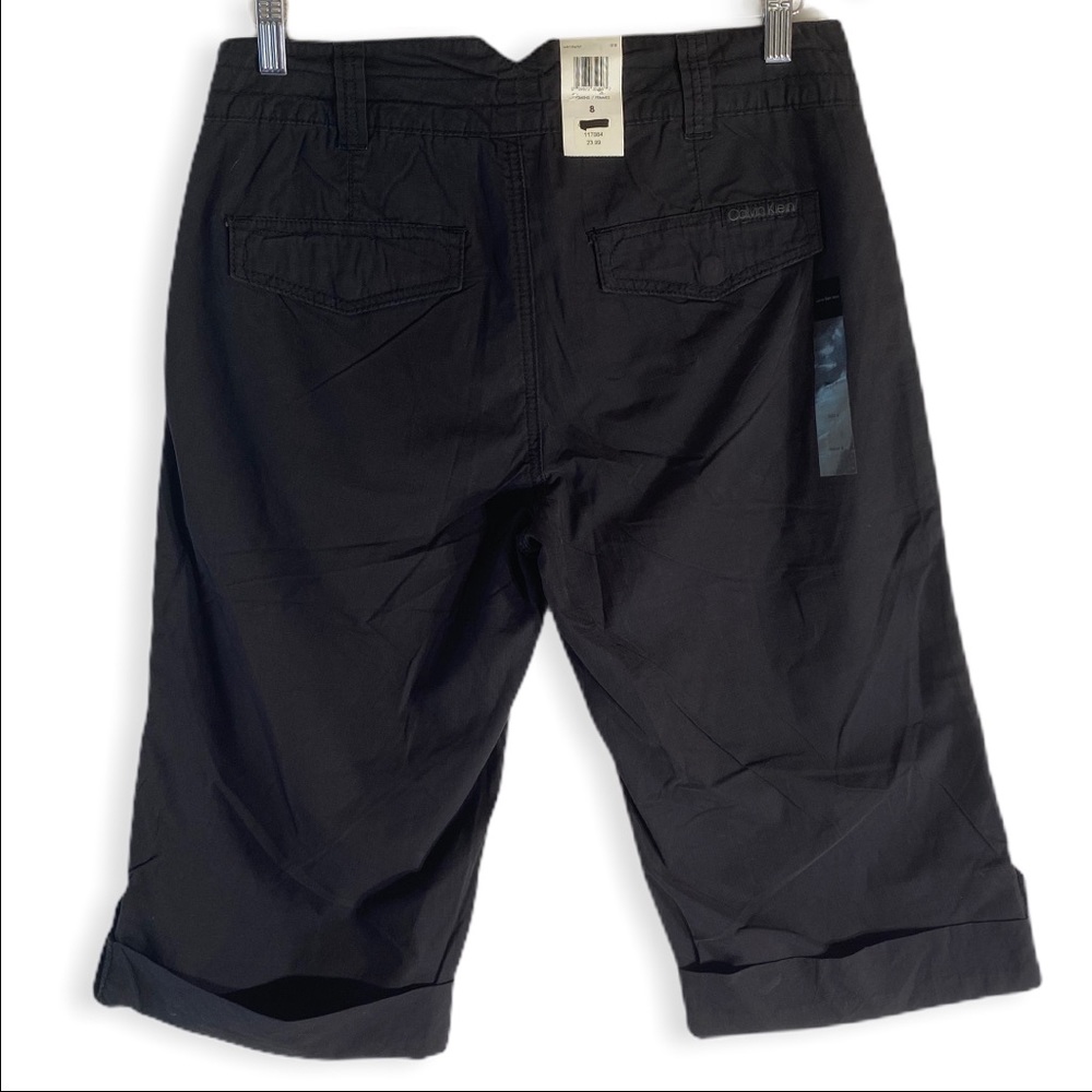 Capri Size 8 - Picture 3 of 10